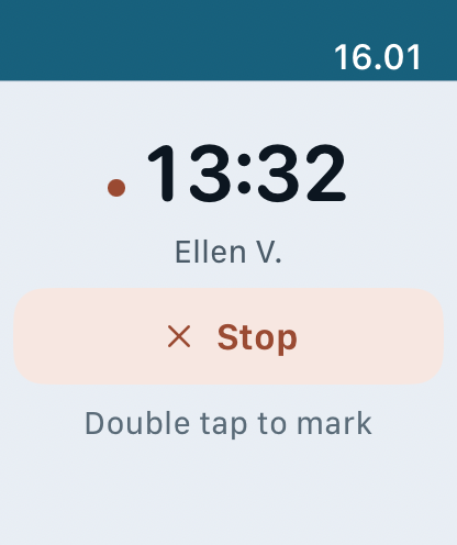 Apple Watch during a session: elapsed time and a quiet red dot for the recording